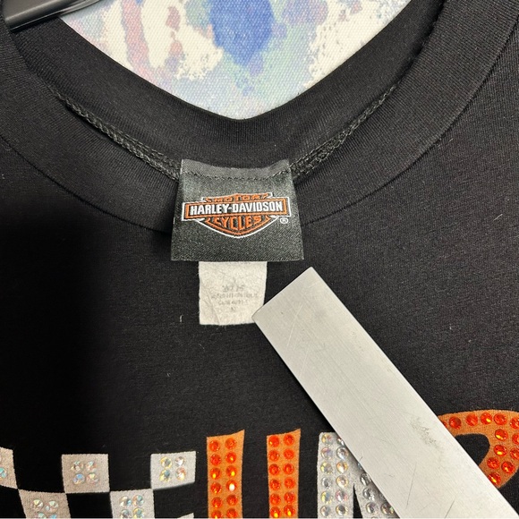Harley Davidson Woman’s T Shirt Size Medium Rhinestones Studs Moto Read E20 - Picture 4 of 7